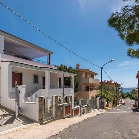 In - Nuoro Apartment *